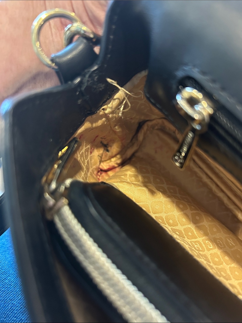 SOLD Longchamp Honore 404 Leather Crossbody - Picture 12 of 16